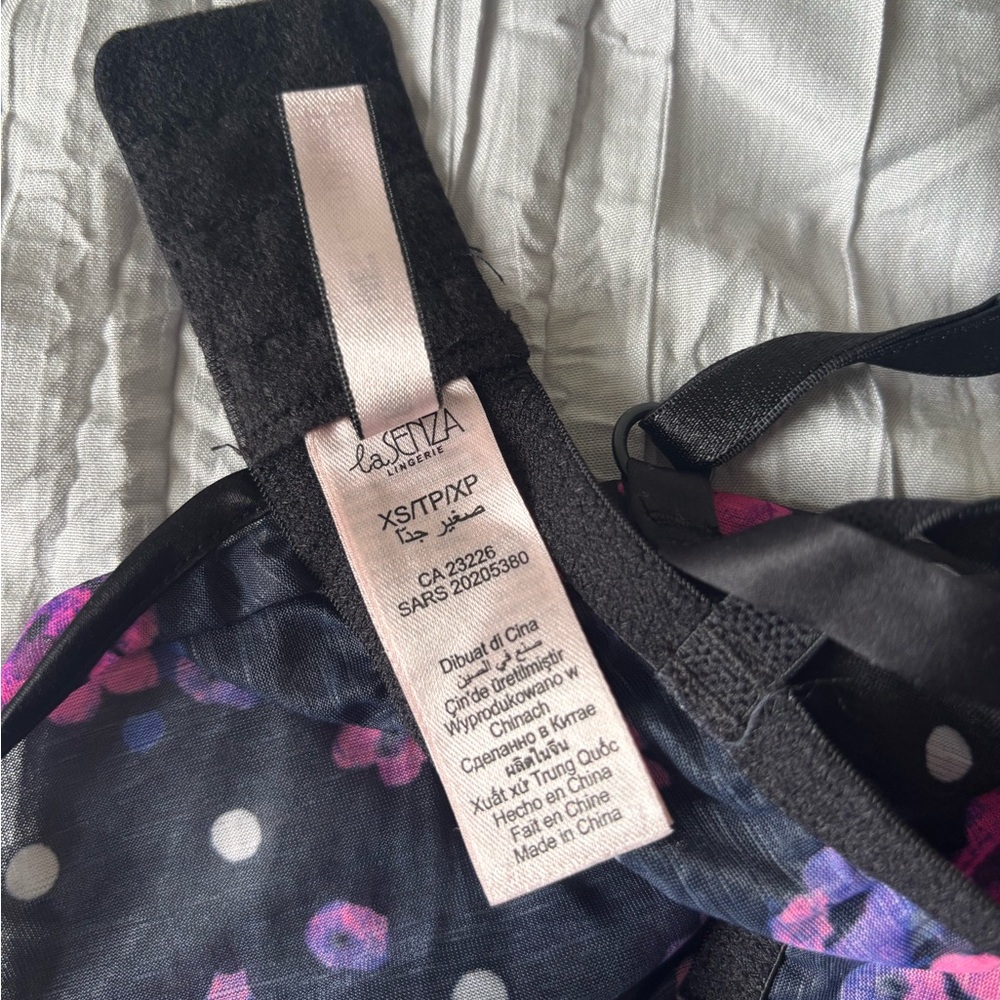 La Senza black and pink floral babydoll chemise - Picture 3 of 3
